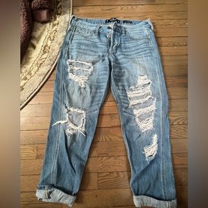 Hollister low rise boyfriend jeans size 7R
